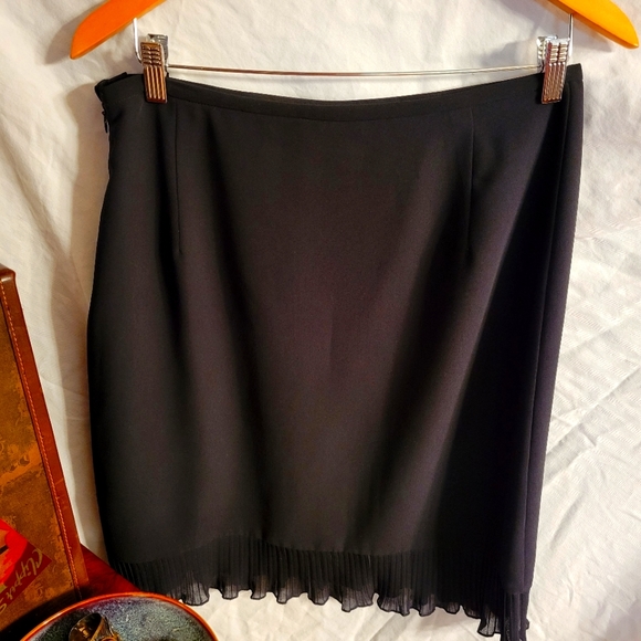 JS COLLECTIONS BLACK KNEE LENGTH PENCIL SKIRT - Picture 3 of 6